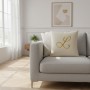 Cuscino in Velluto Beige Personalizzato con Iniziale